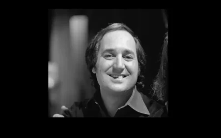 Neil Sedaka (86)