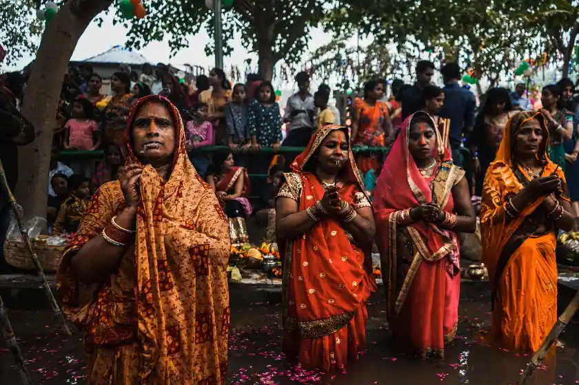 Schweiz: Hindus dürfen Totenasche nun in der Aare verstreuen