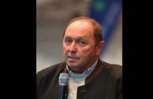 Jochen Mass