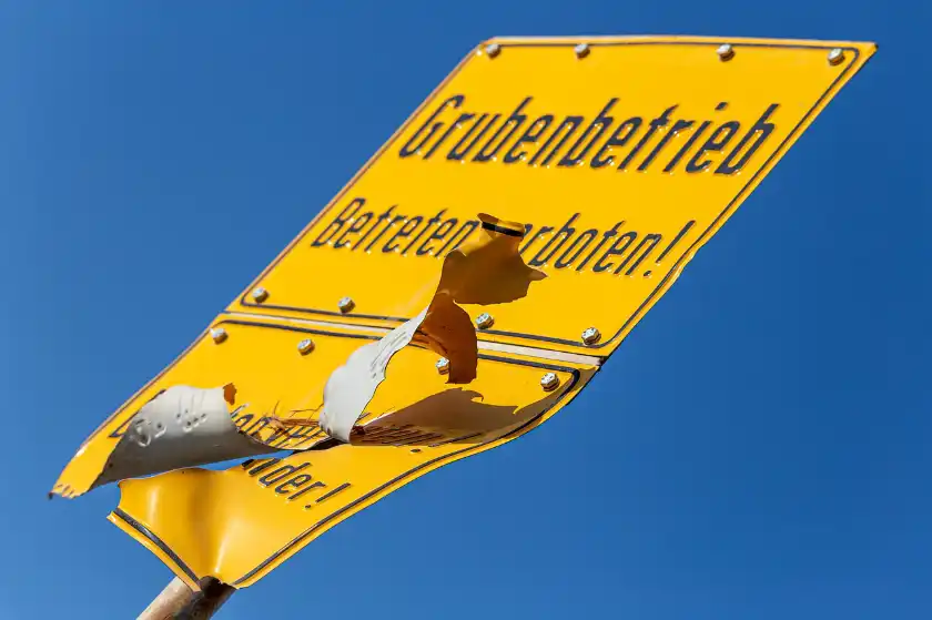 Darf eine Person von der Beerdigung ausgeschlossen werden?